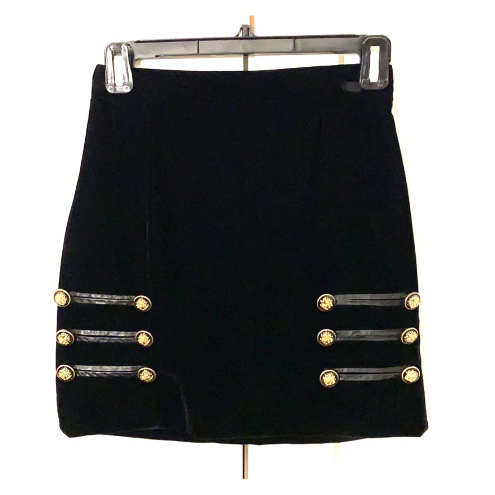 Velvet skirt